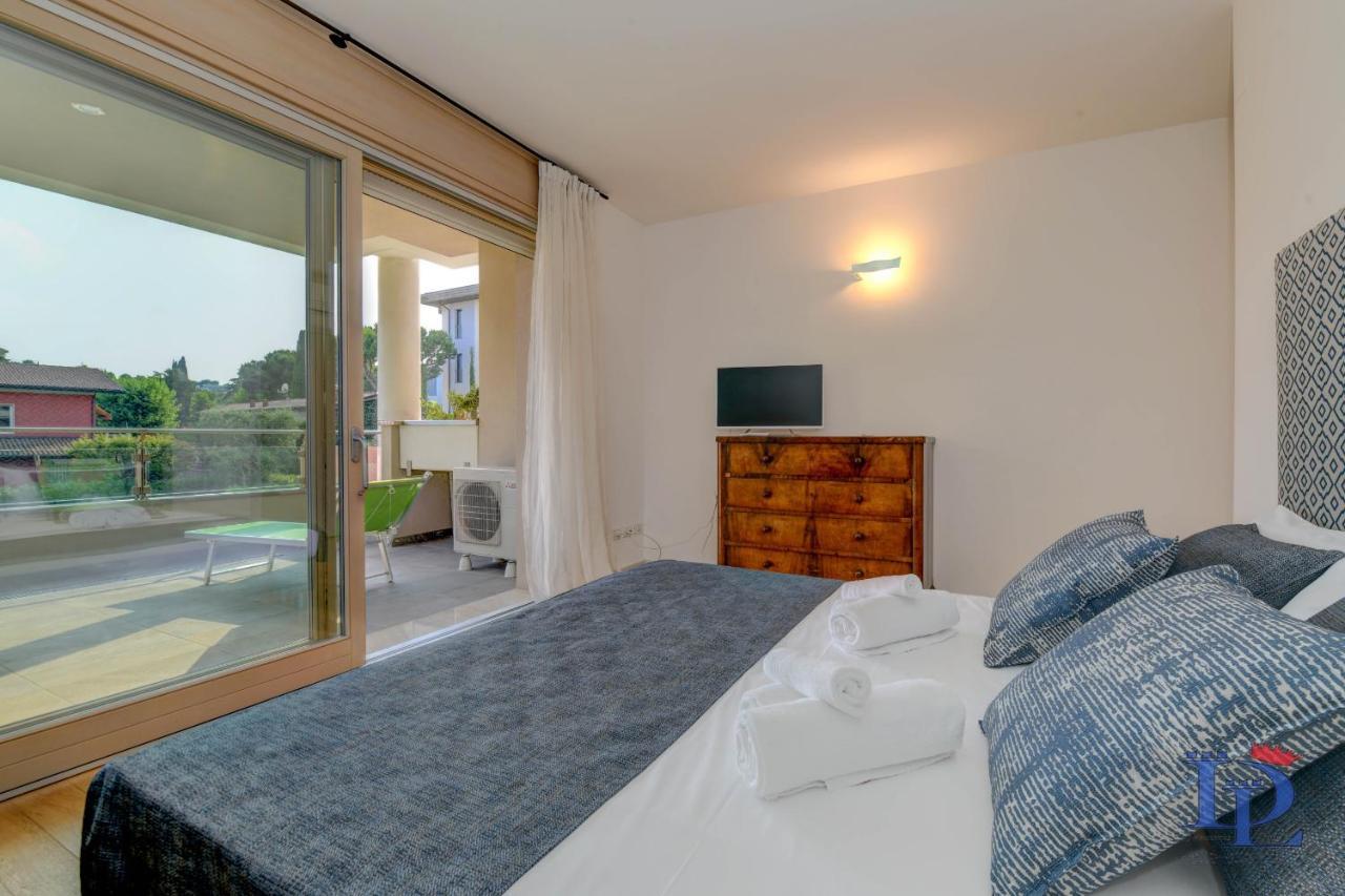 Desenzanoloft Official Partner Marriott Homes & Villas - Oscar Luxury Suite Desenzano del Garda Exterior foto